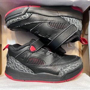 Jordan spizike low boys red and black size 9c with box